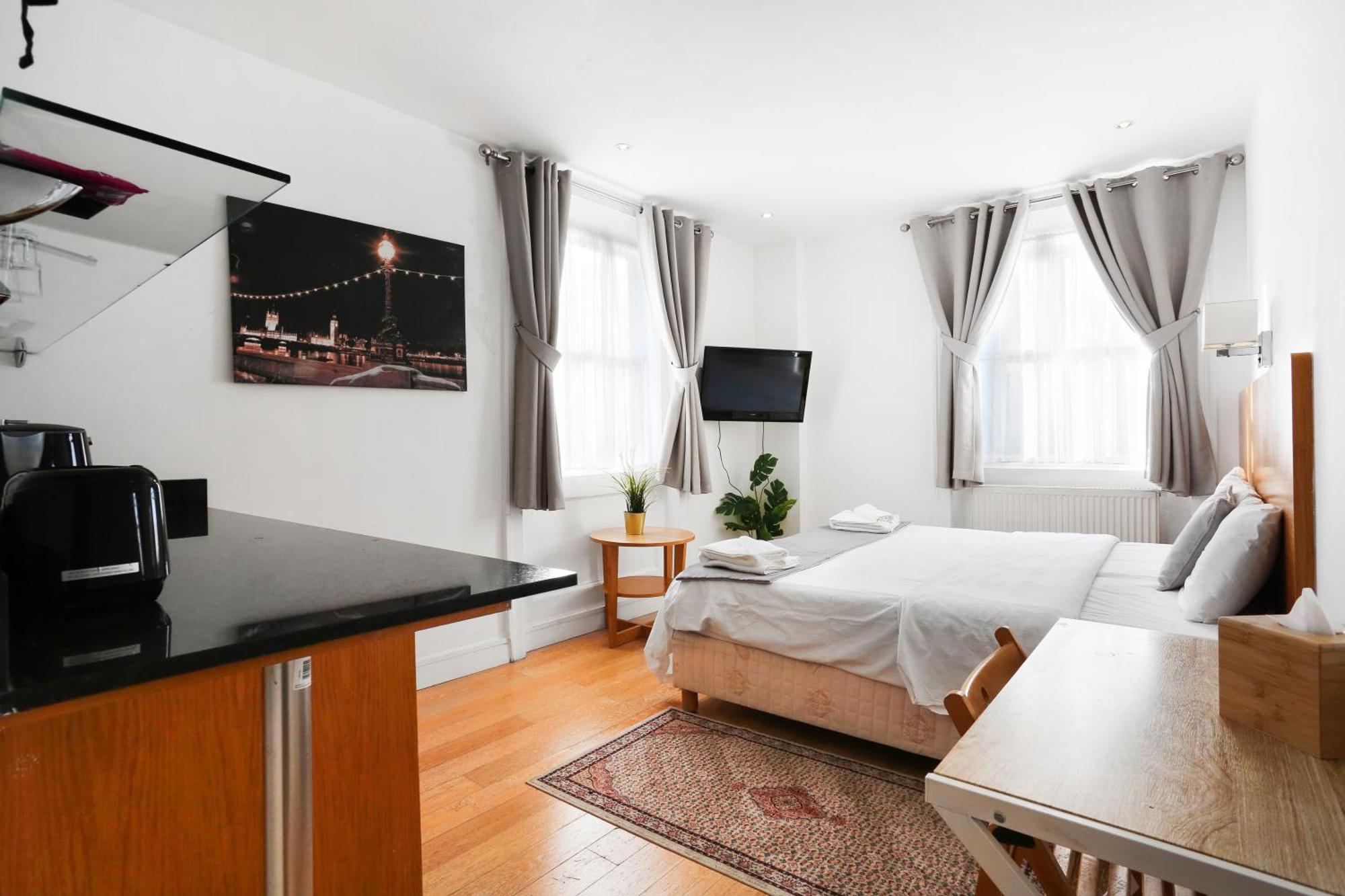 Beiroom Hyde Park Apartment