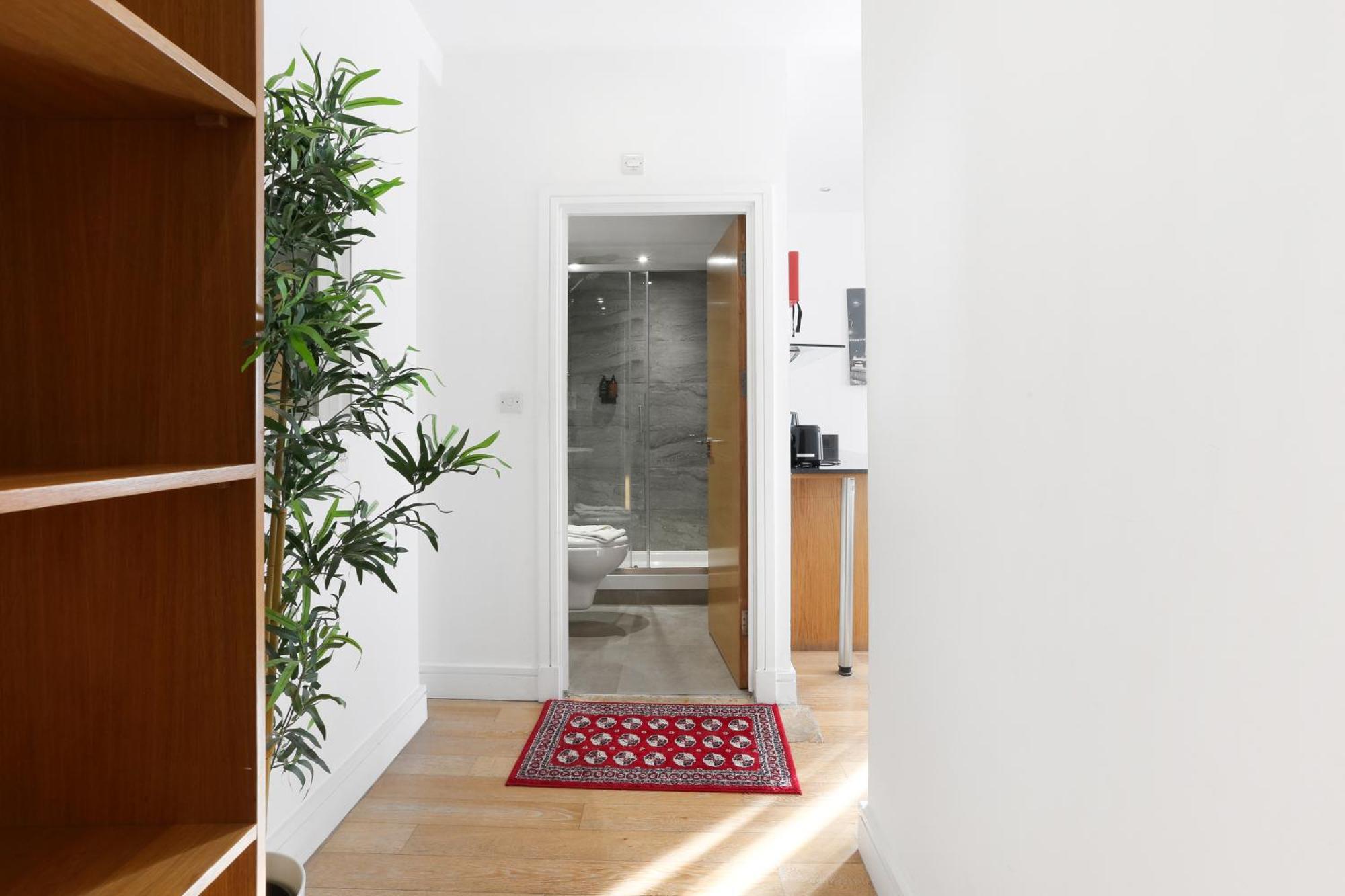 Beiroom Hyde Park * London