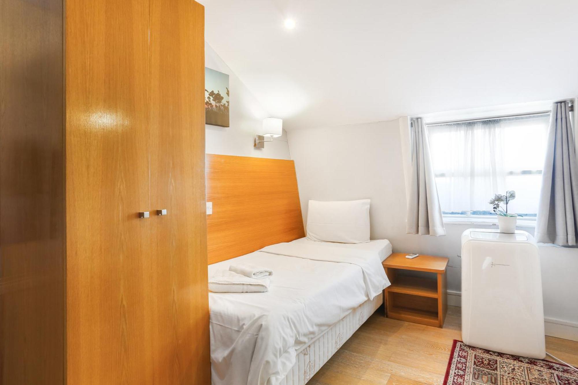 Beiroom Hyde Park Apartment