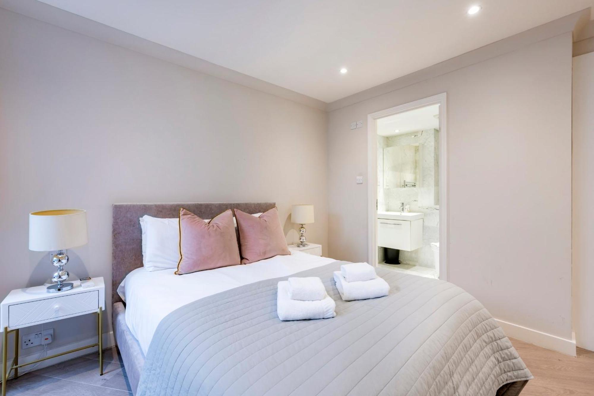 Beautiful 2-bed Flat-hosted By Sweetstay * Londen