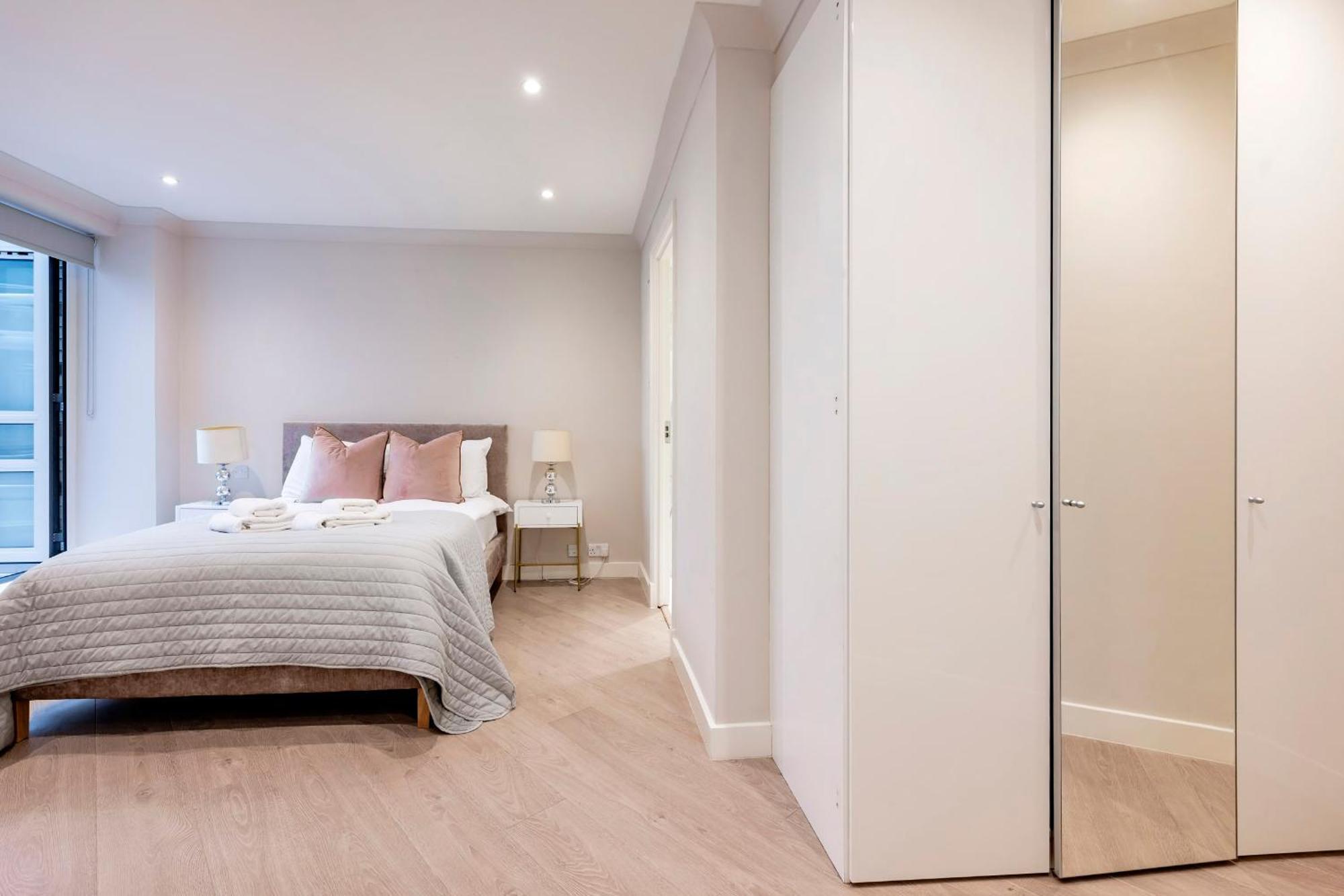 Beautiful 2-bed Flat-hosted By Sweetstay Appartement