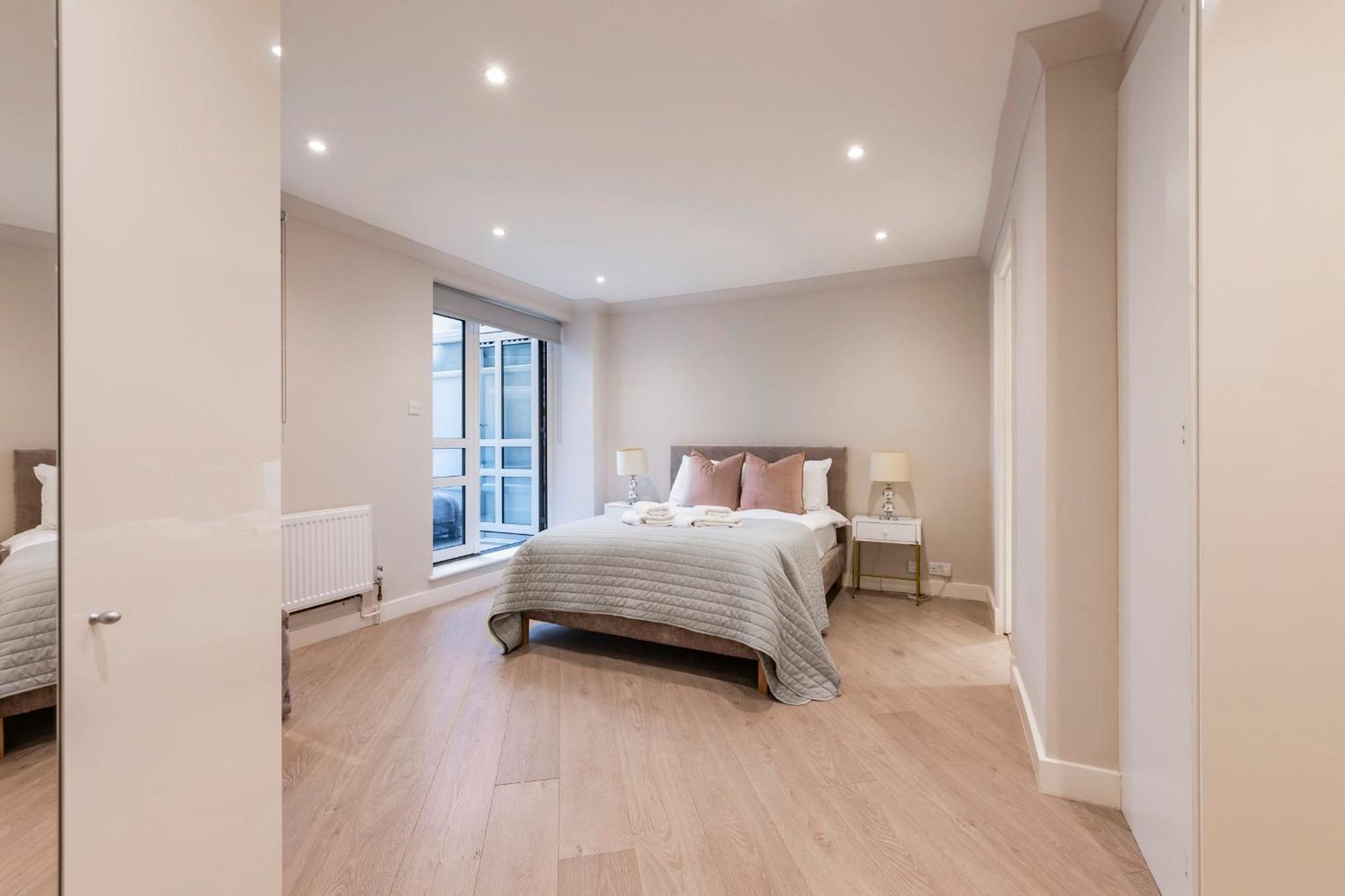 Beautiful 2-bed Flat-hosted By Sweetstay Appartement