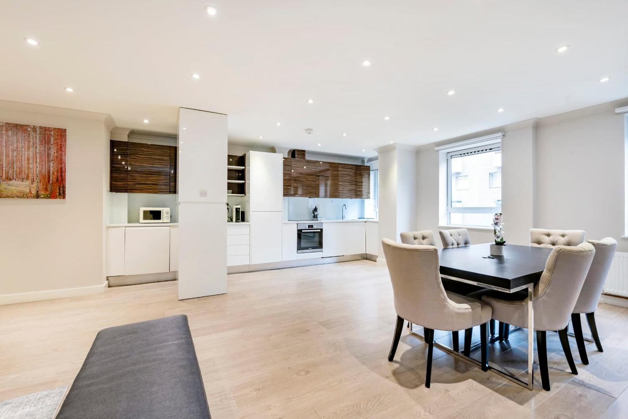 Beautiful 2-bed Flat-hosted By Sweetstay Appartement