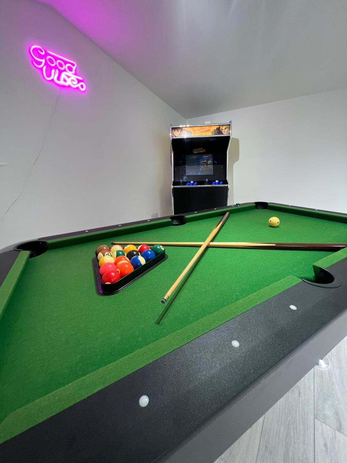 Ferienhaus Stratford City - Luxe House With Garden *