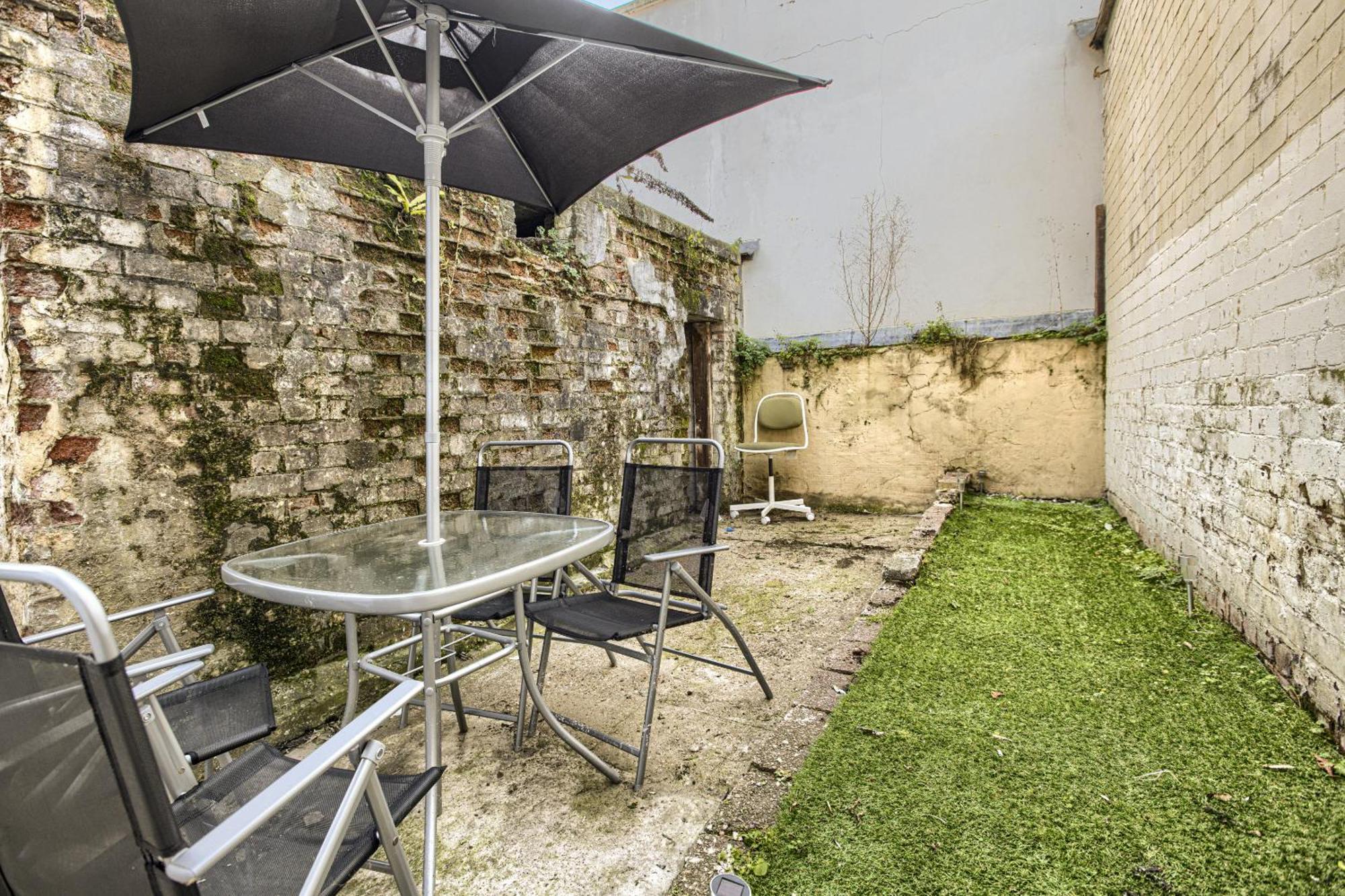 The Finsbury Deluxe Apartment