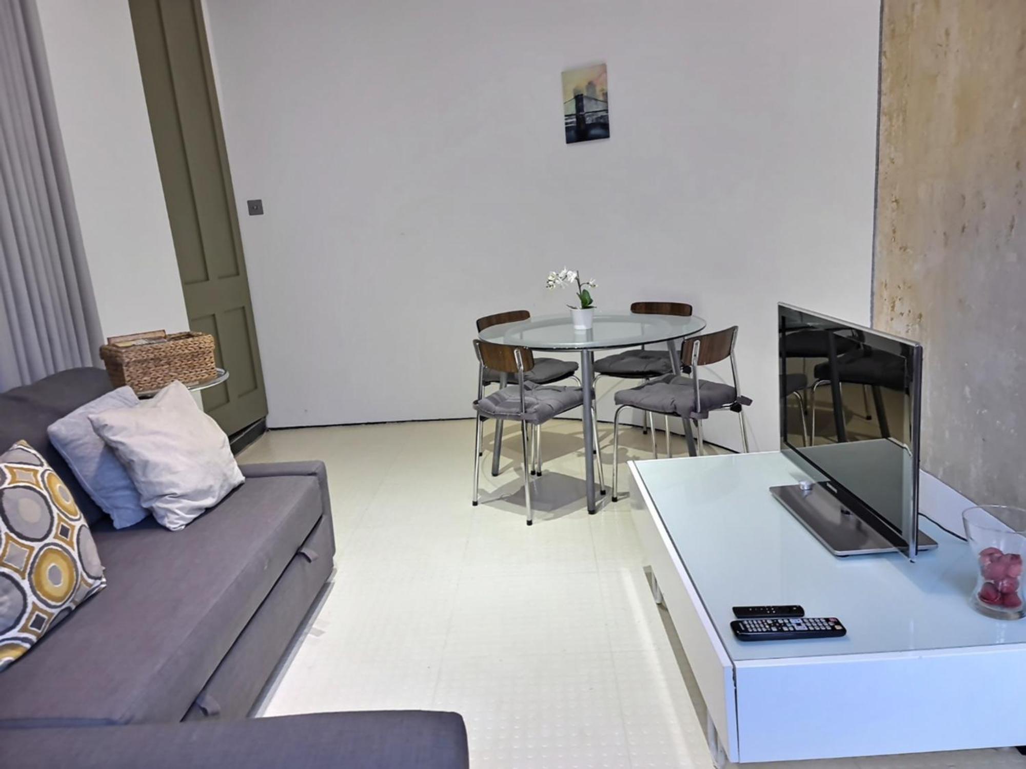Apartment 1 Bedroom Flat In Kings Cross *