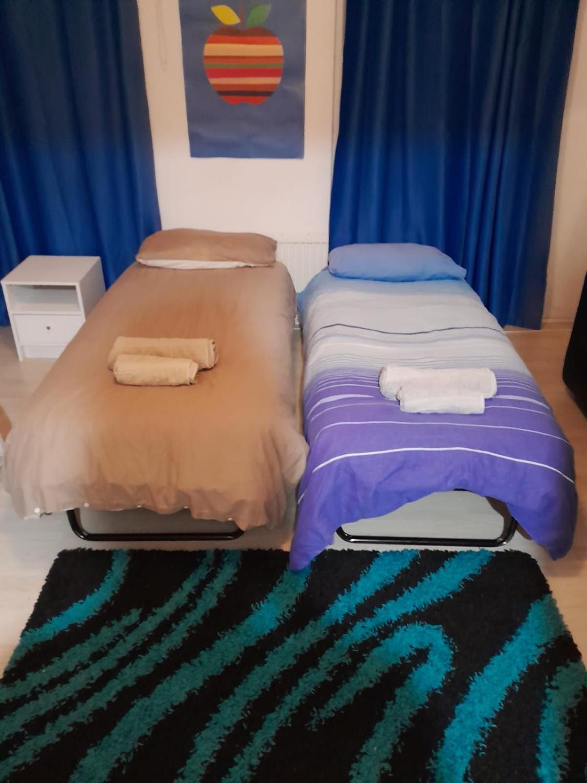 Guest house Renovated Family With Shared Kitchen And Bathroom In Angel *