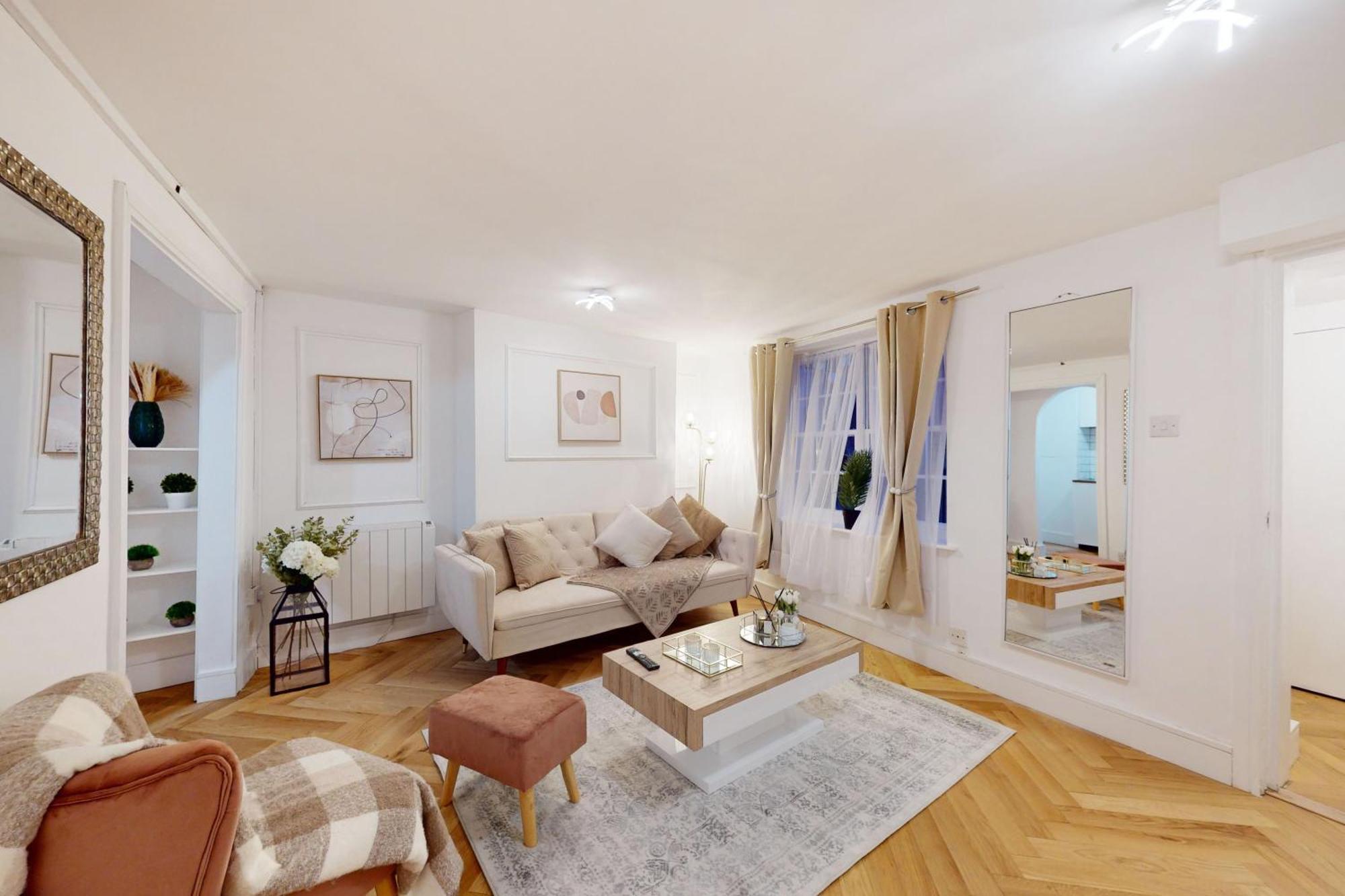 Apartment Park Lane Harrowby Street