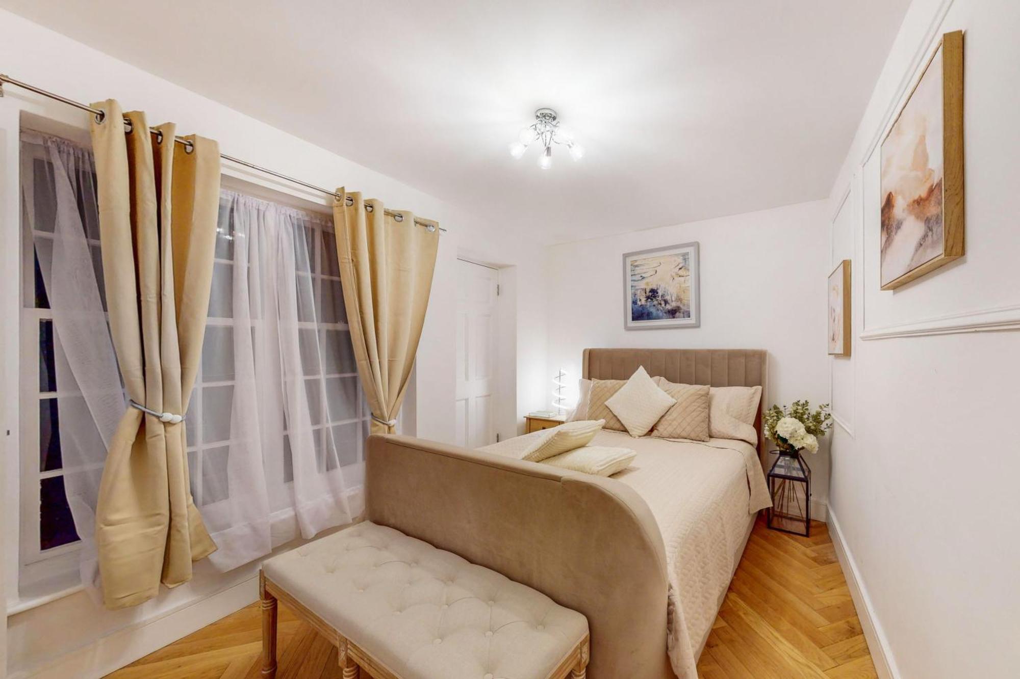 Park Lane Harrowby Street Apartment London