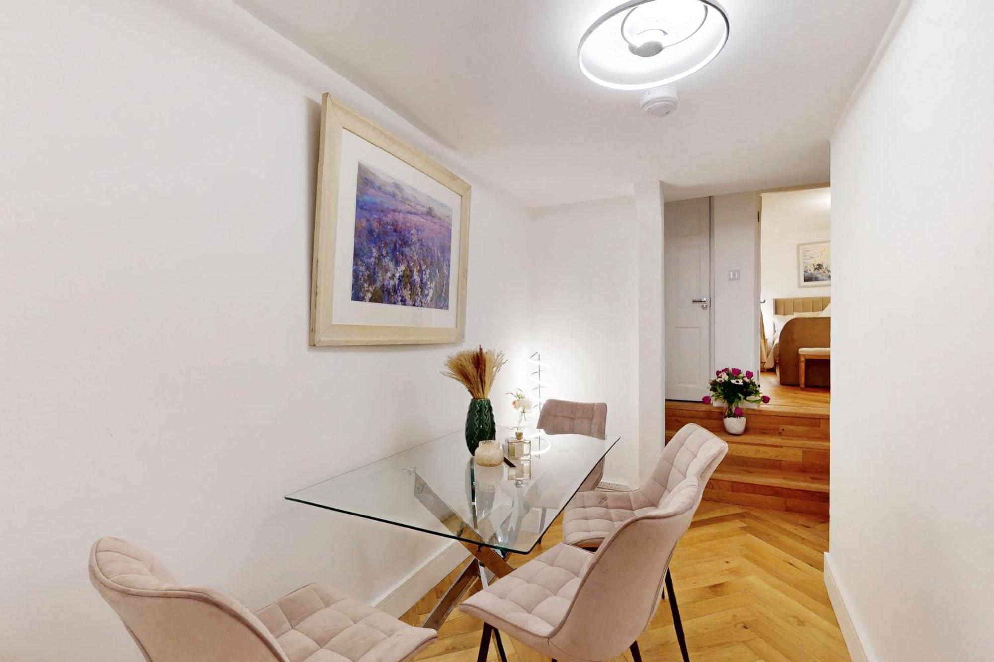 Apartment Park Lane Harrowby Street