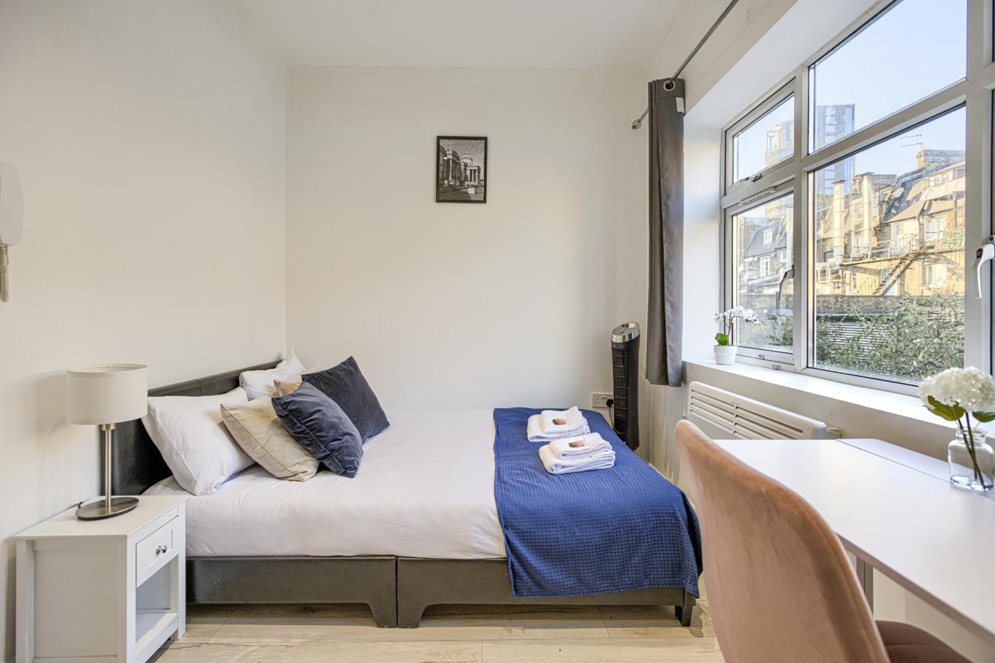 The Finsbury Deluxe * London