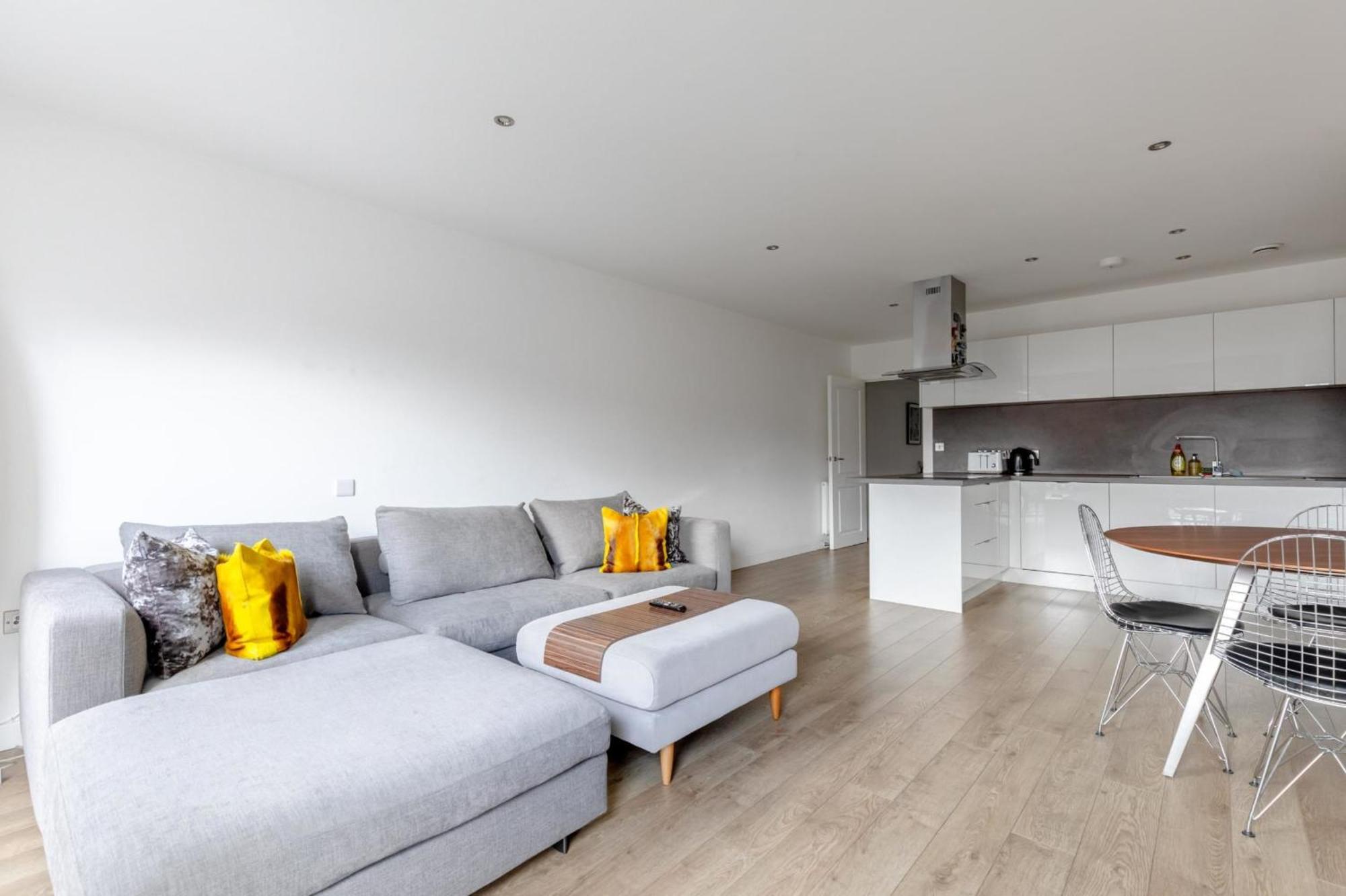 Gorgeous 1bd Flat - 10 Mins From Clapham Common! Apartment *