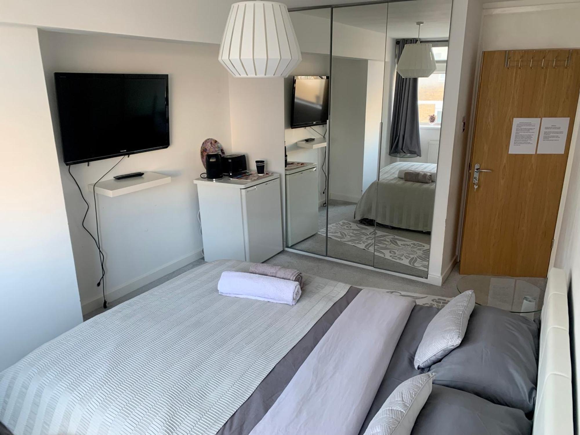 Privatunterkunft New- Prime Location-spacious Cozy Next To Hyde Park London