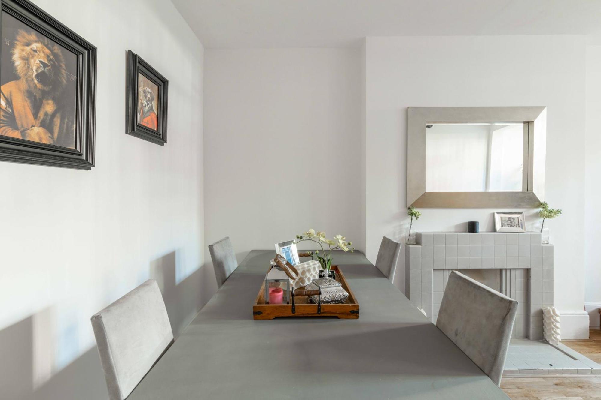 Appartement Renovu Premium Homes In Kensington Londen