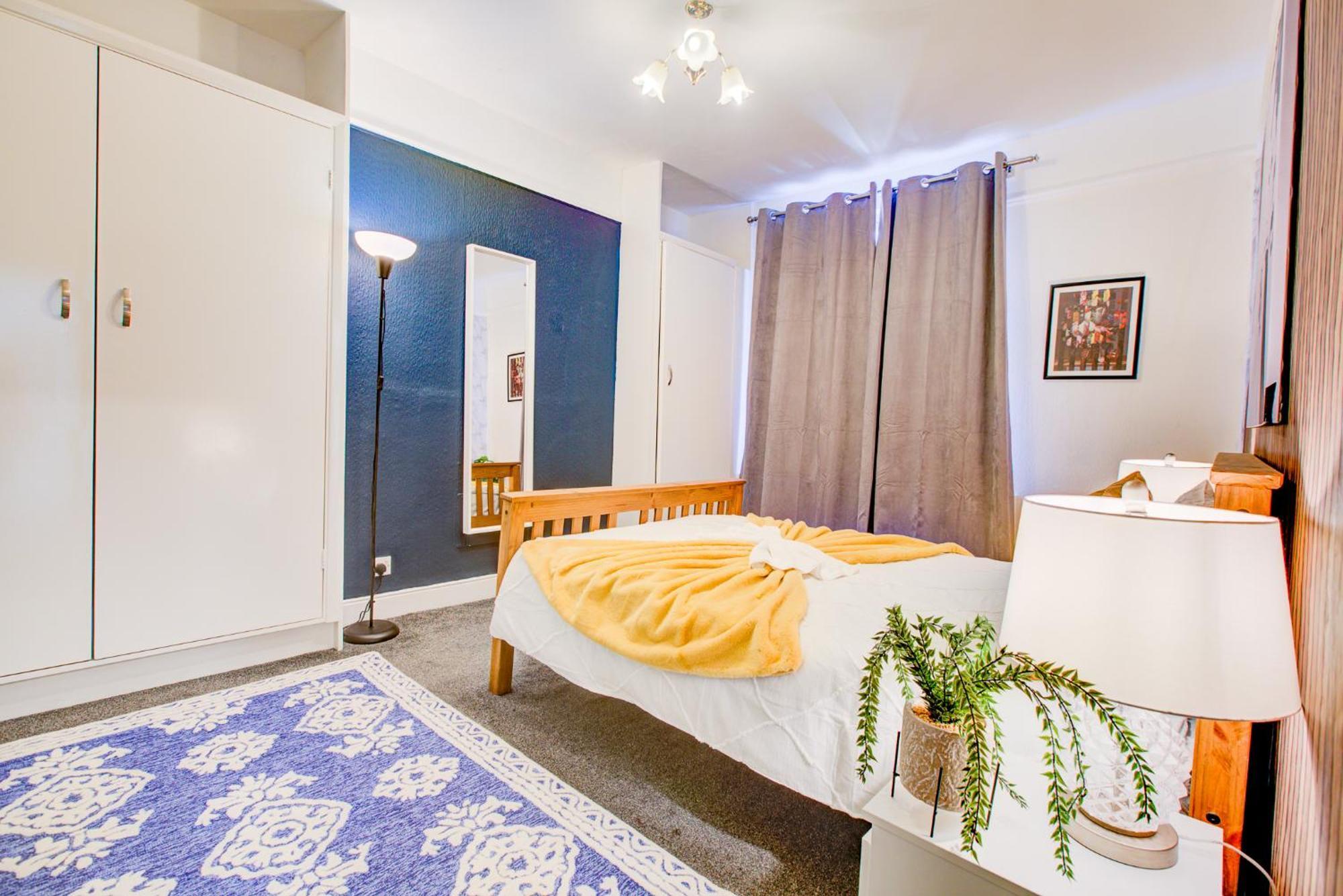 2 Bedroom And Living In Apartamento