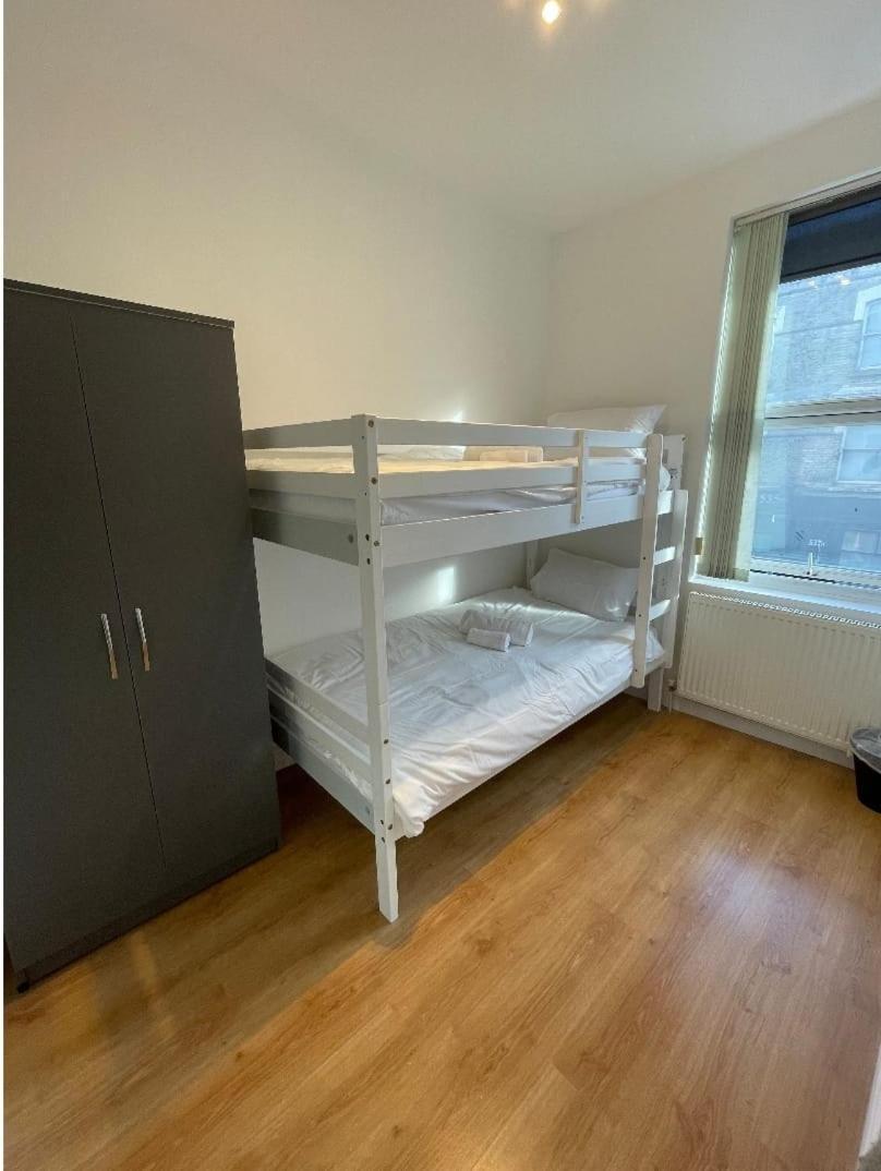 Apartment Flat 2 Battersea Park Road
