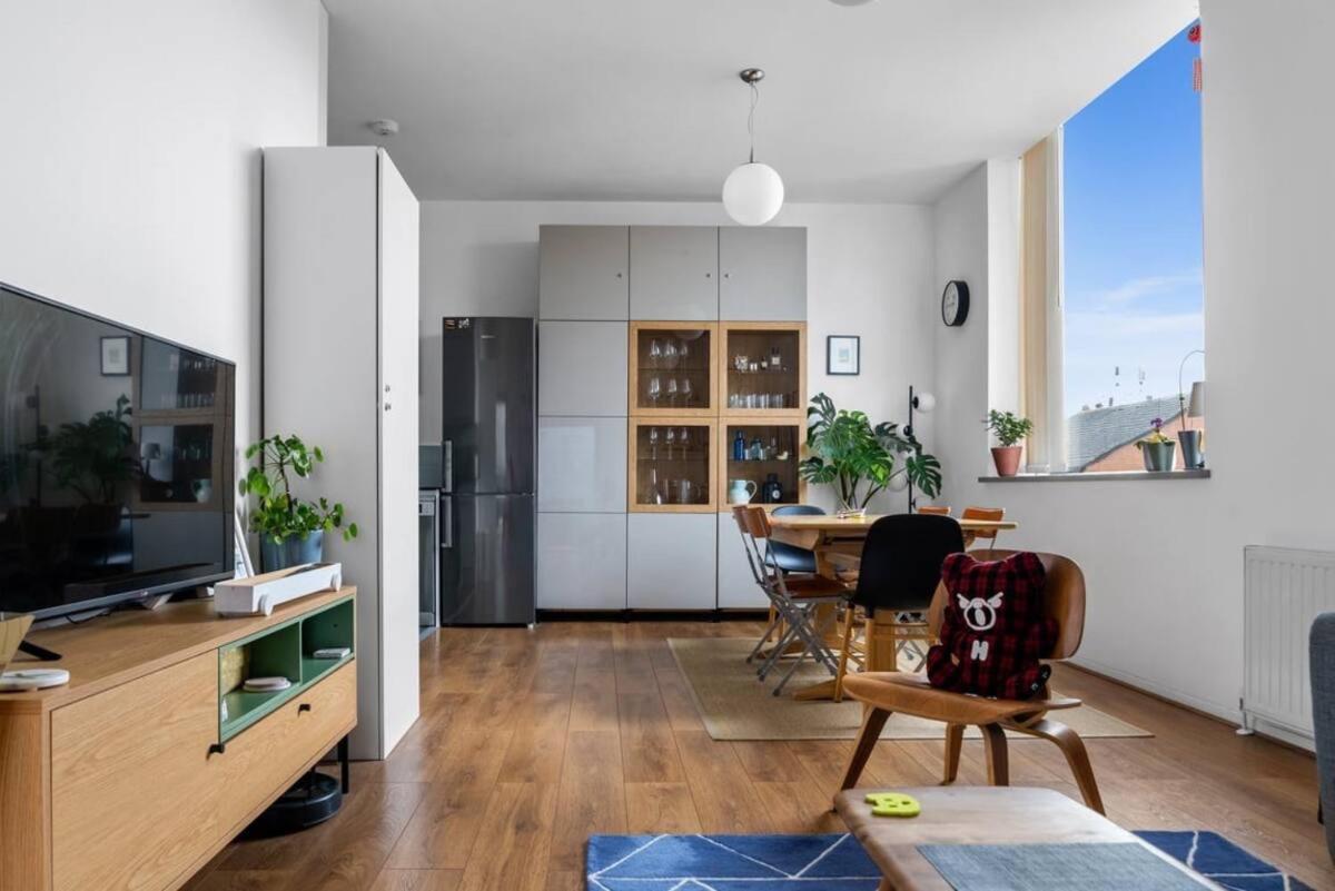 Luxury Modern Flat Near Excel, 02 & Canary Wharf Leilighet *