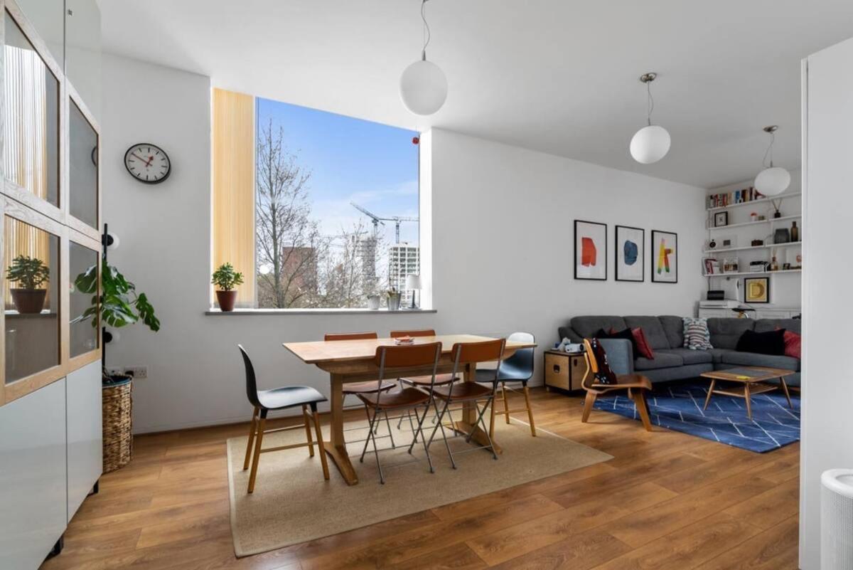 Luxury Modern Flat Near Excel, 02 & Canary Wharf Leilighet *
