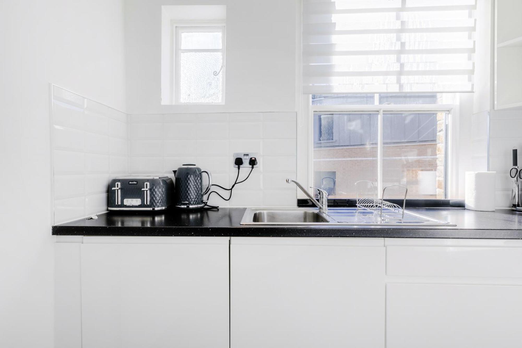 Regent's Park & Baker Street Modern Apartments! Aparthotel