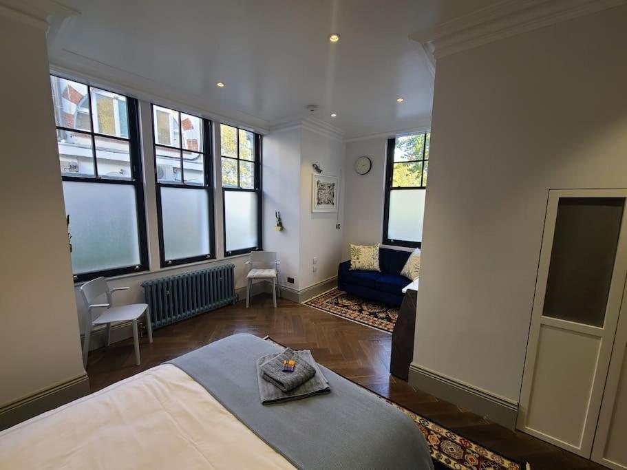 New Boutique Ground Floor Apartment *
