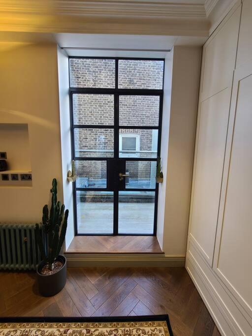 New Boutique Ground Floor Apartment London
