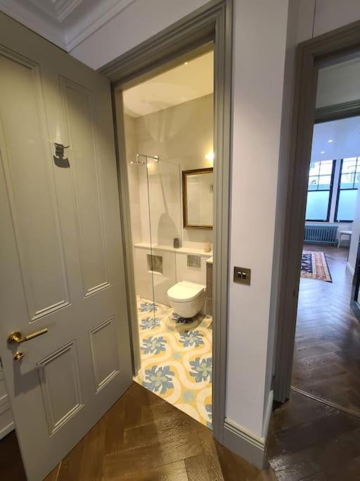 Apartment New Boutique Ground Floor London