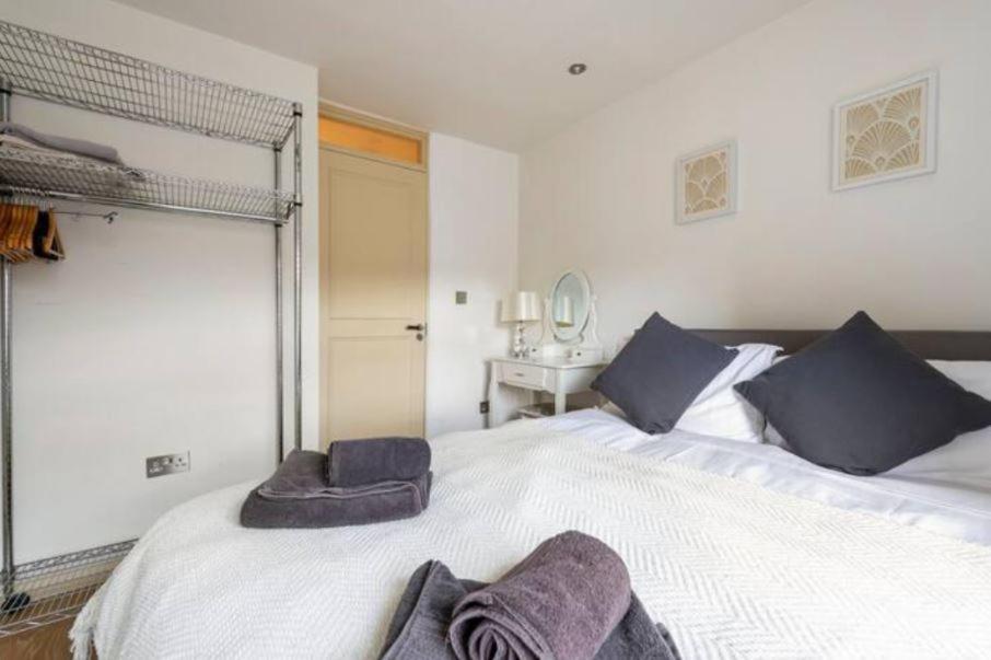 Apartment Super Beautiful Three Bedroom *