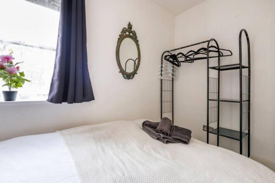 Super Beautiful Three Bedroom London