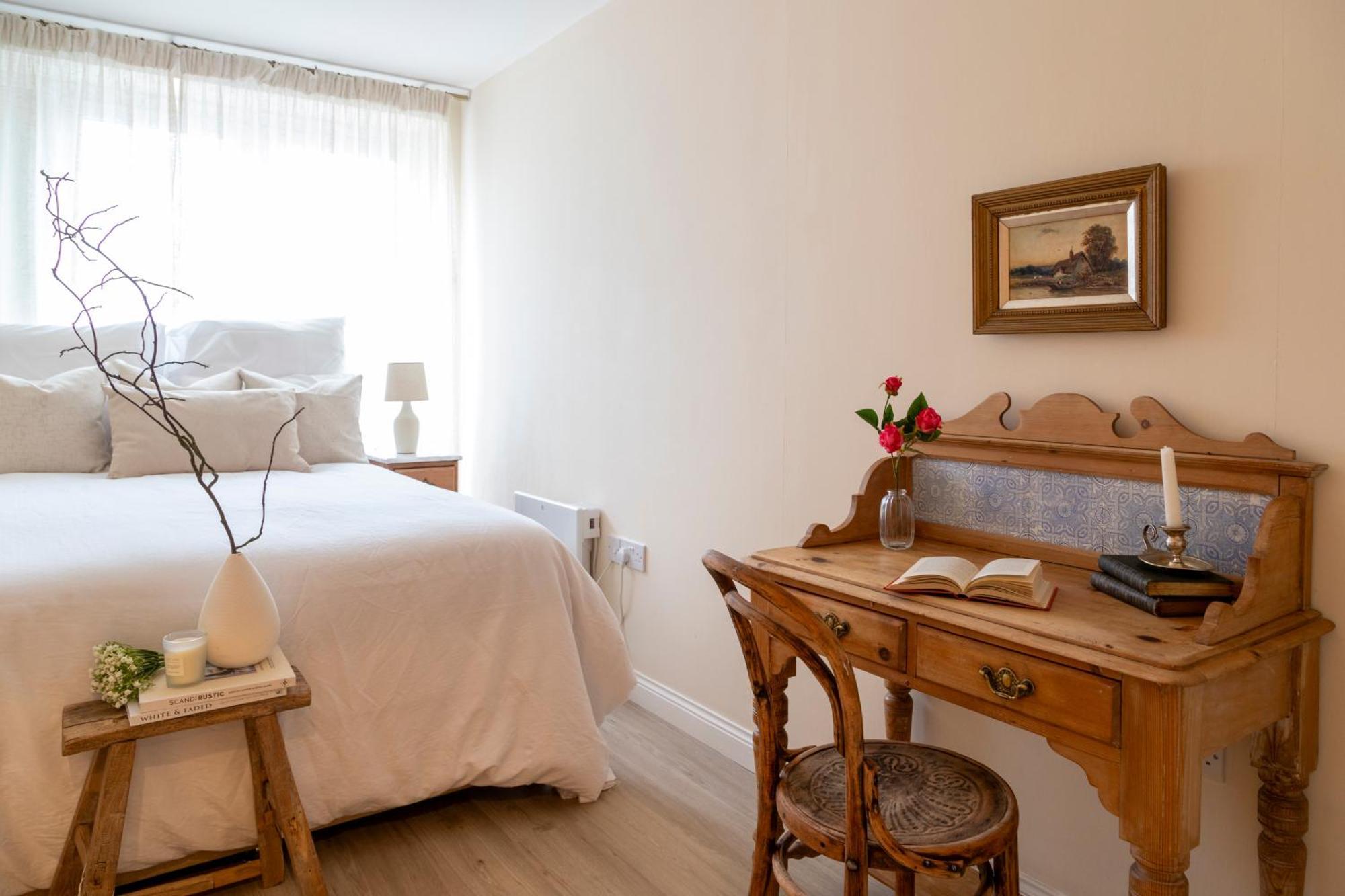 Leilighet North - One Bed Flat- Entire Unit *