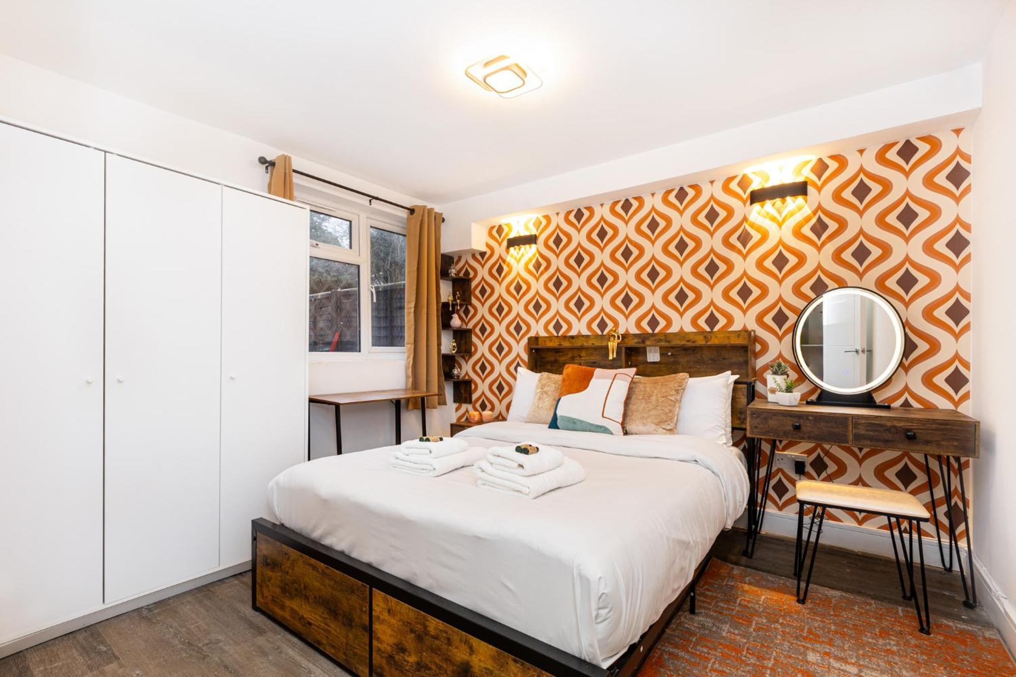 Appartement Luxury 3br Flat, Parking & Garden, Nw