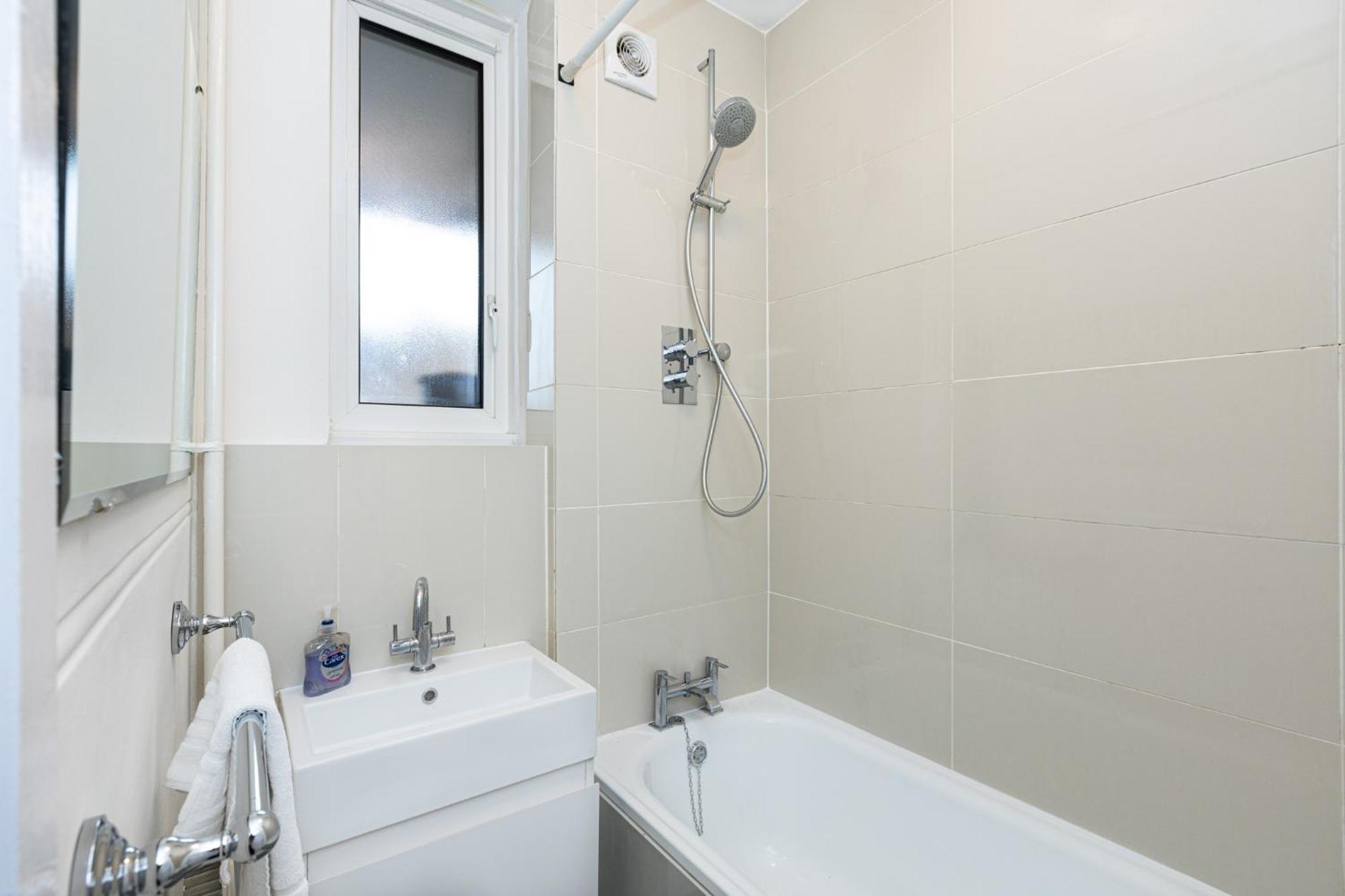 Leilighet Bright Modern 1 Bedroom Flat, 5 Min To Vauxhall St London