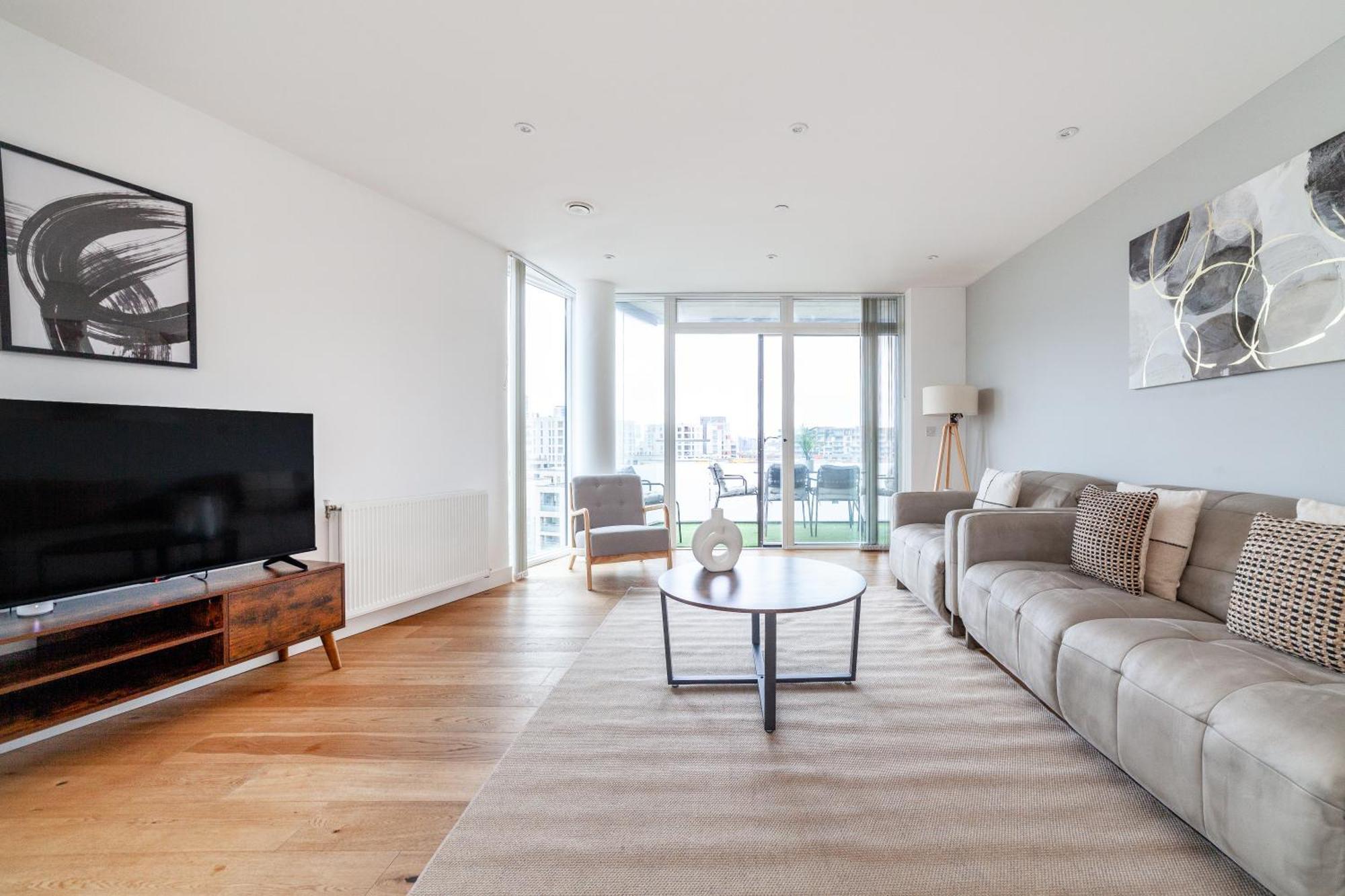 The Thames Collection * London
