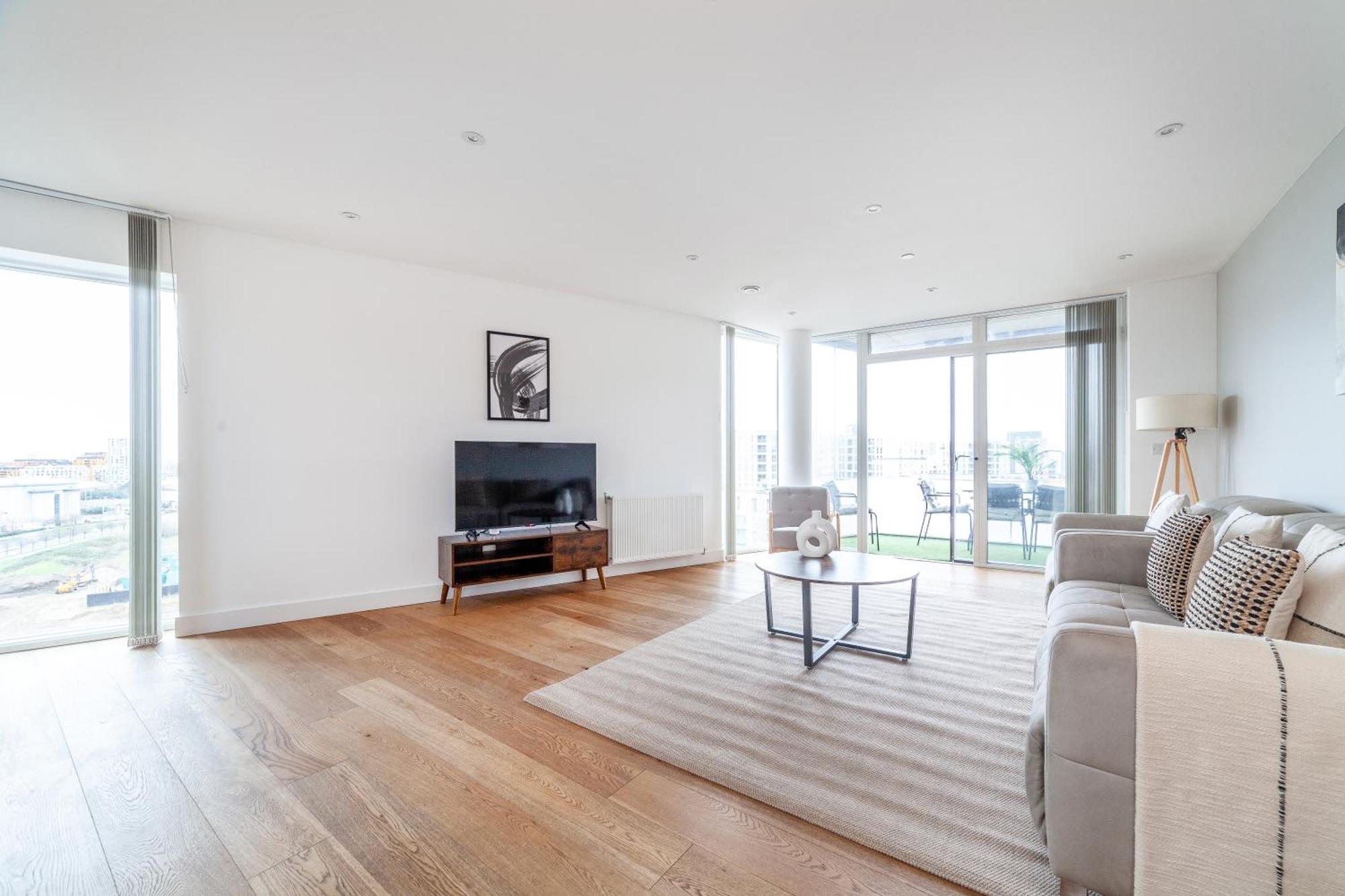 The Thames Collection Apartment London