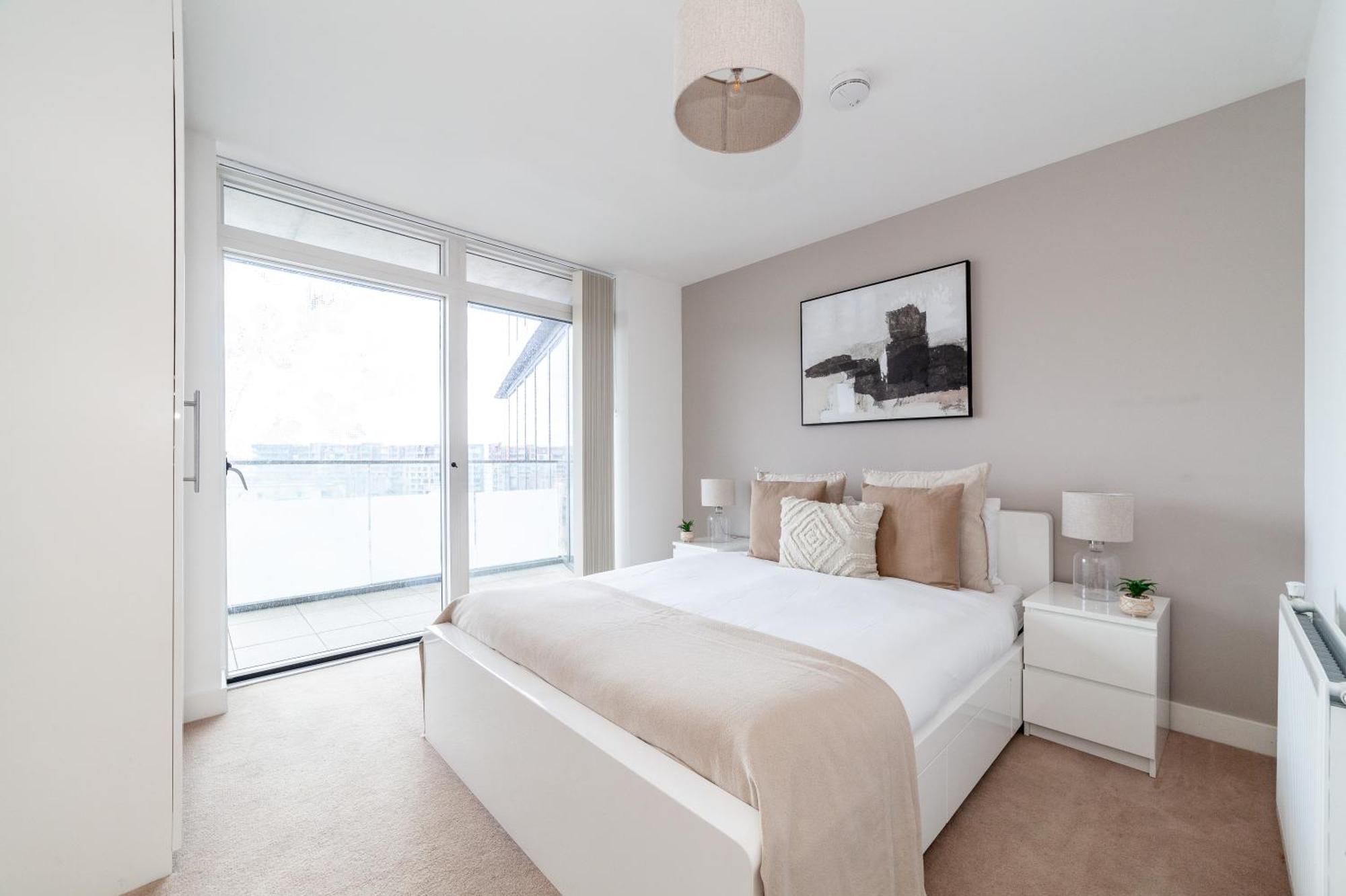 The Thames Collection Apartment London