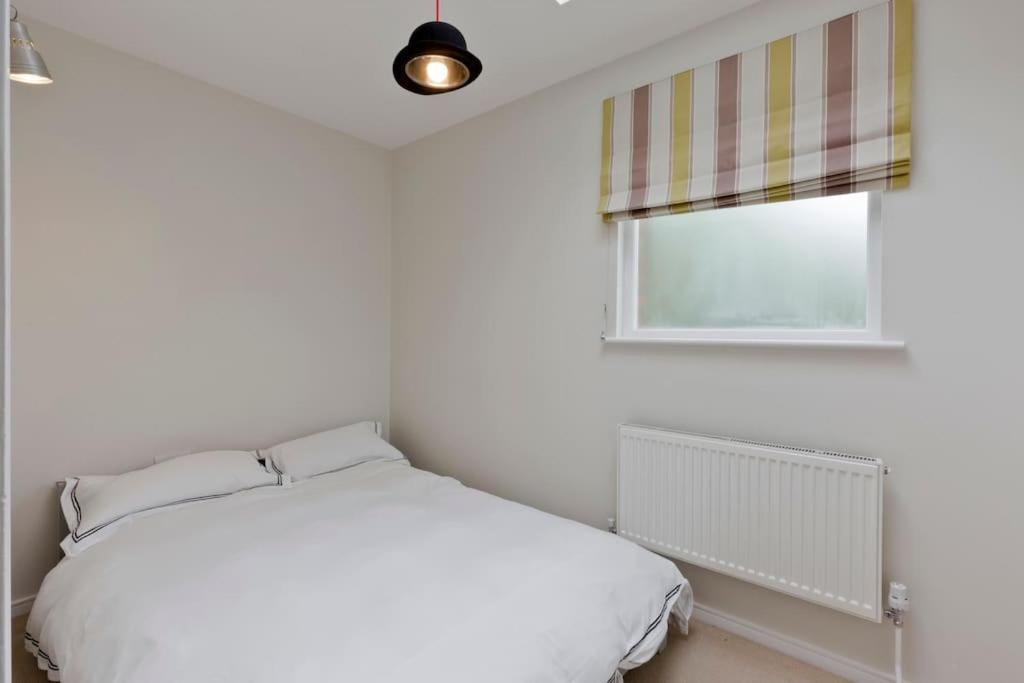 Modern Town House In Barnes, West Сasa de vacaciones *