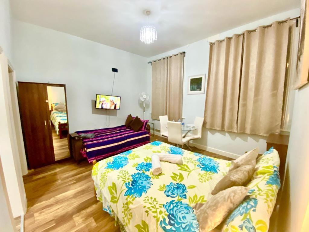 Stylish One Bed Studio Oxford Street In Central *