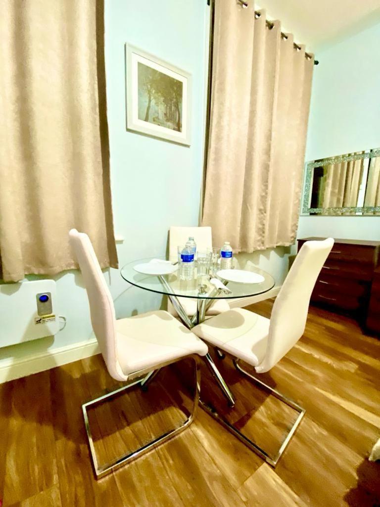 Stylish One Bed Studio Oxford Street In Central Appartement Londen