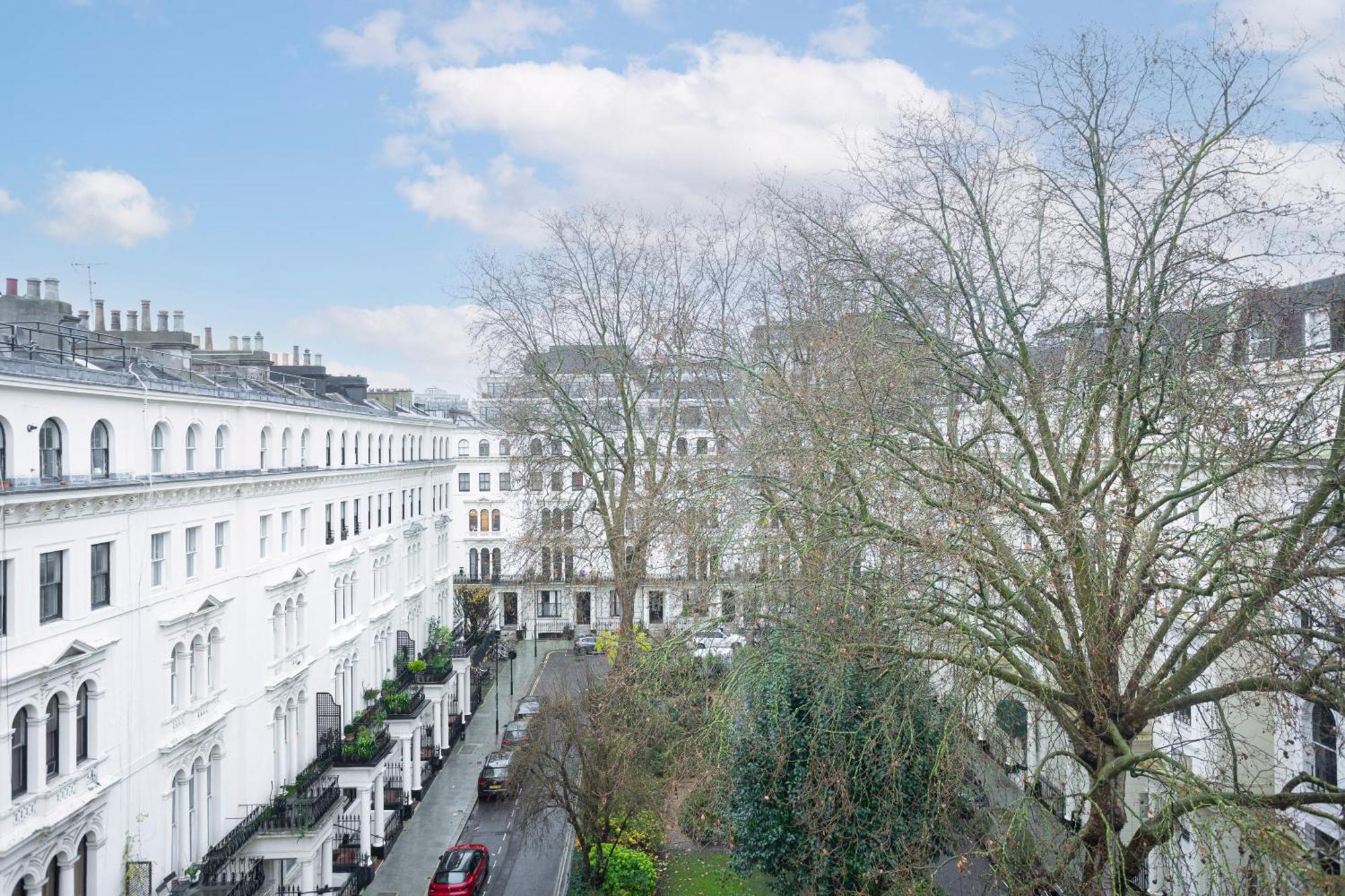 Space 4* London