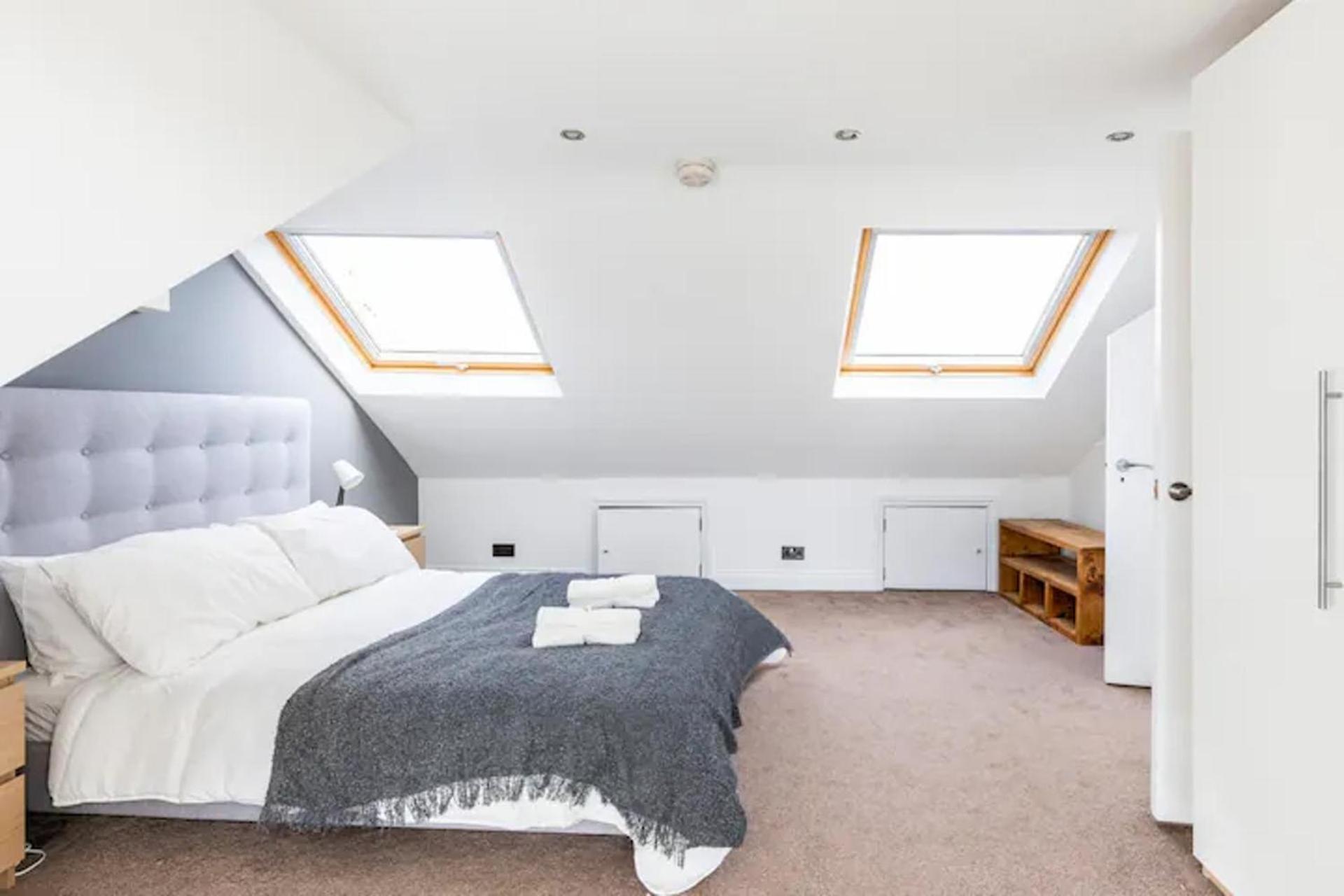 Charming 3-bed In Apartment *