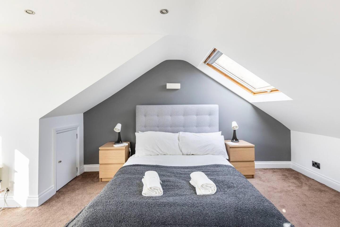 Charming 3-bed In London