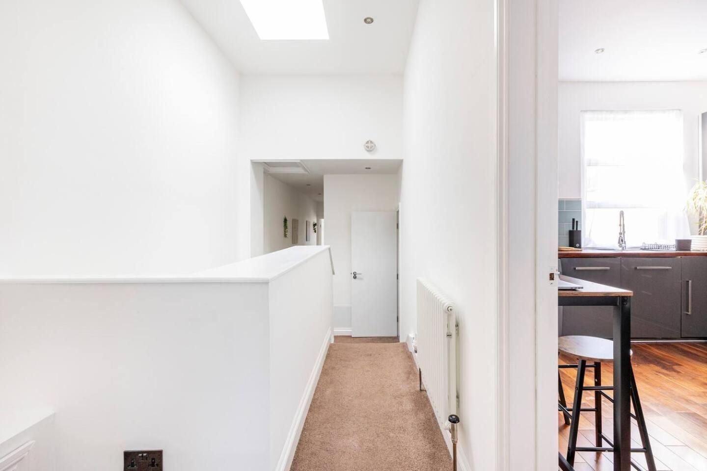 Charming 3-bed In London