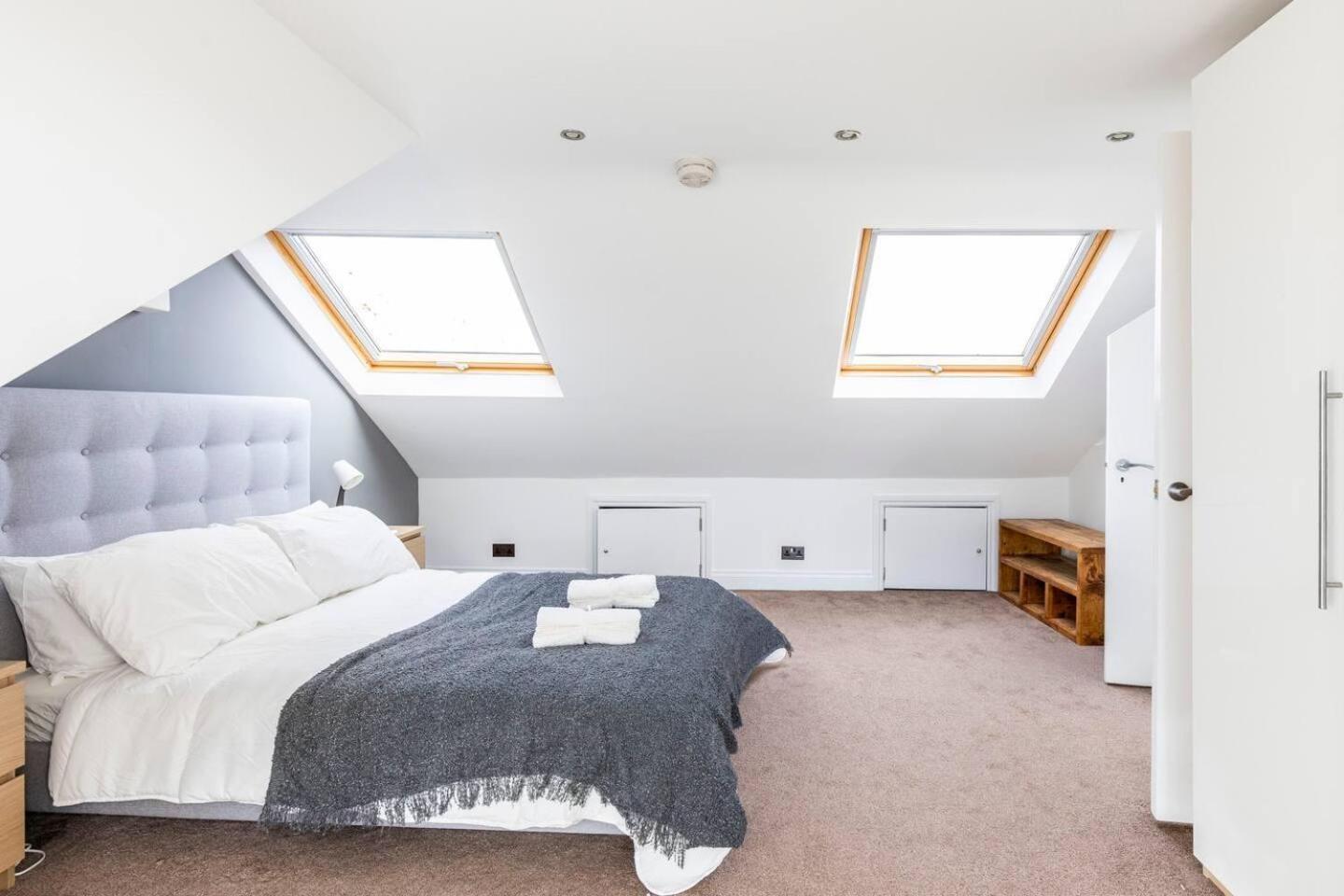 Charming 3-bed In Apartment