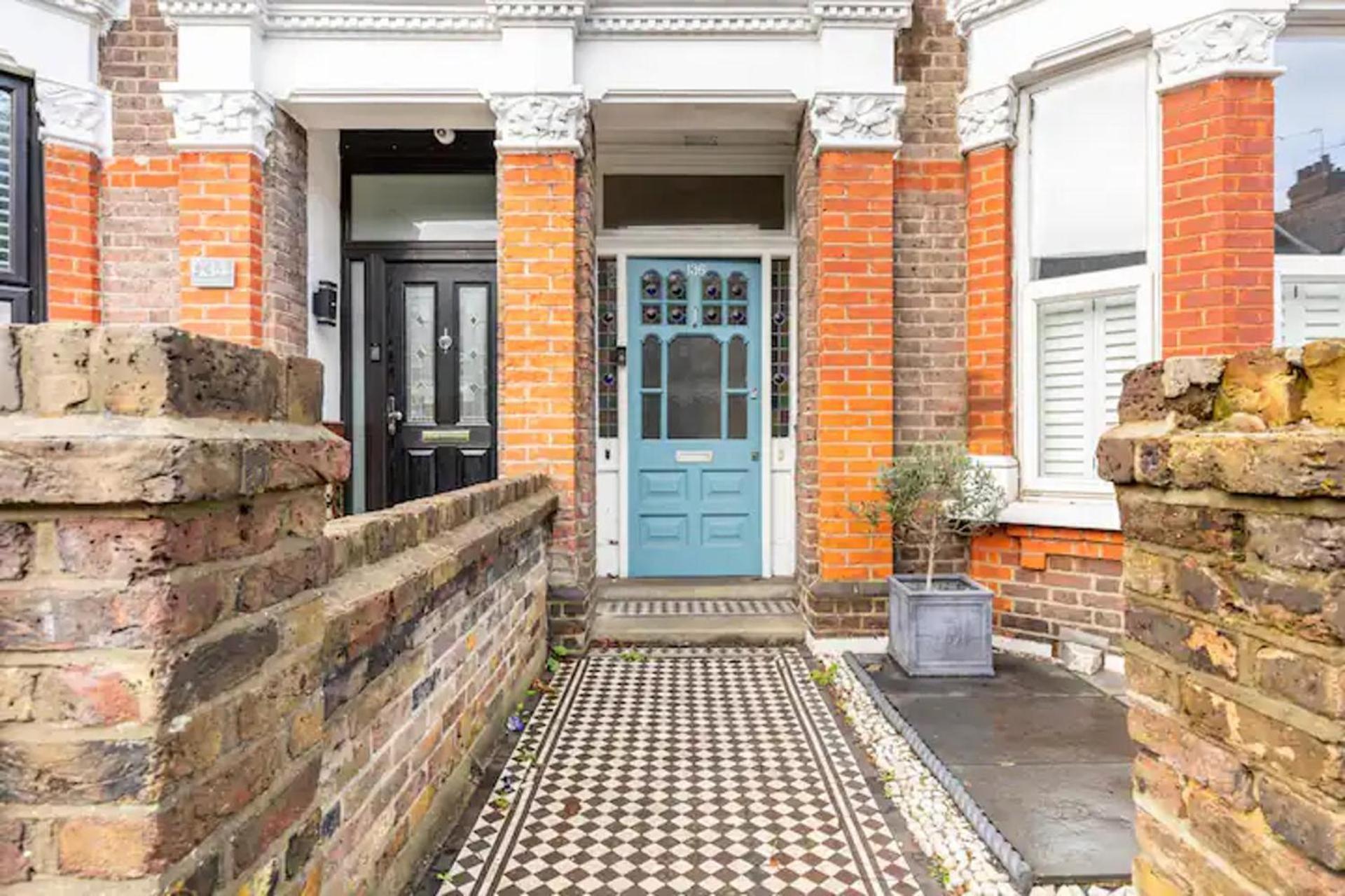 Charming 3-bed In *
