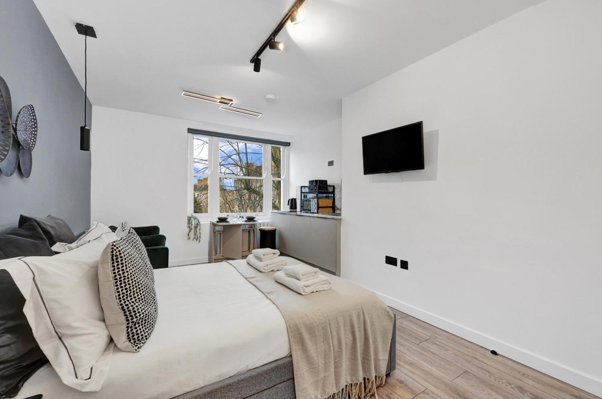 Hilldrop Short Term & Flexible Renting Islington With Free Wifi, Parking & Garden * Londen