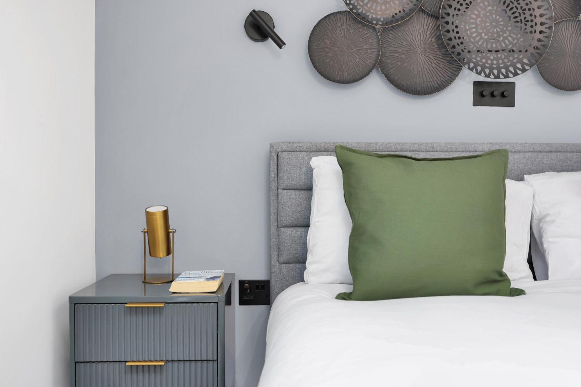 Hilldrop Short Term & Flexible Renting Islington With Free Wifi, Parking & Garden Appartement Londen