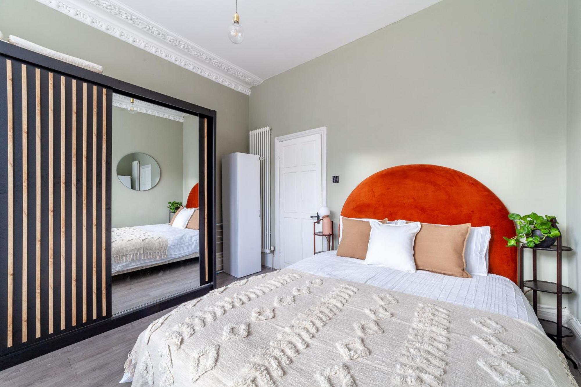 Arte - 2 Bed Luxurious Flat, Garden, 5min Dalston St., Parking Available, Serviced - Up To 5 Ppl Leilighet *