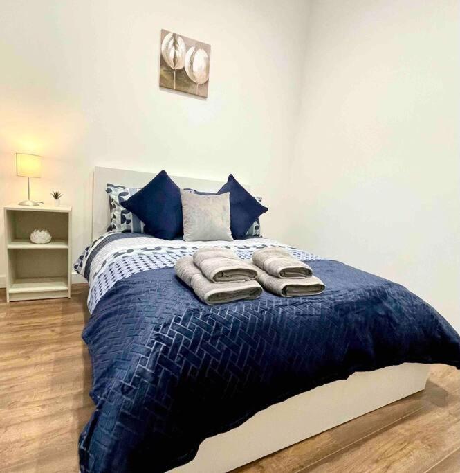 A Brilliant One Double Bedroom Flat Apartment