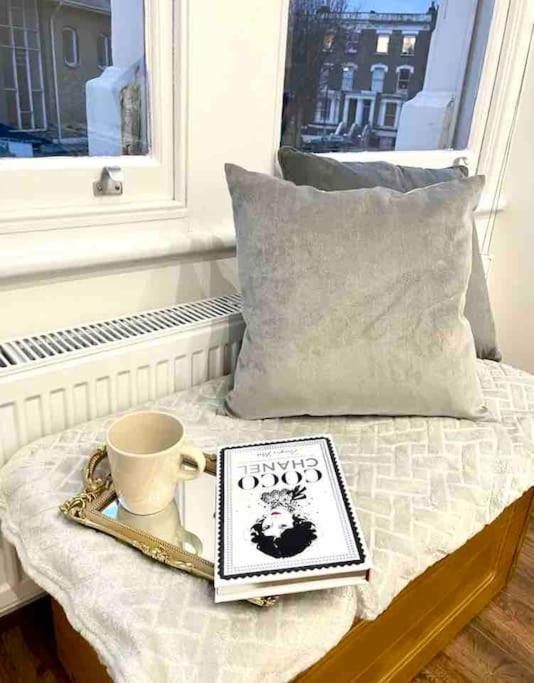 A Brilliant One Double Bedroom Flat * London