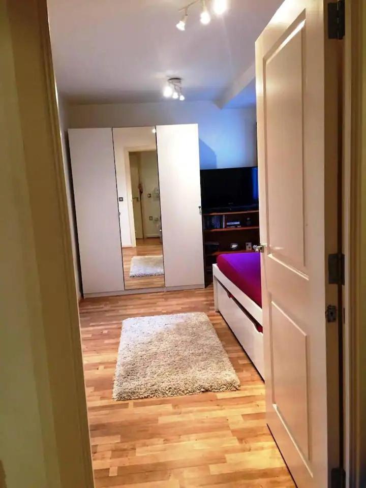 Habitación en casa particular 1 Or 2 Ppl Near Excel, O2, Canary Wharf - *