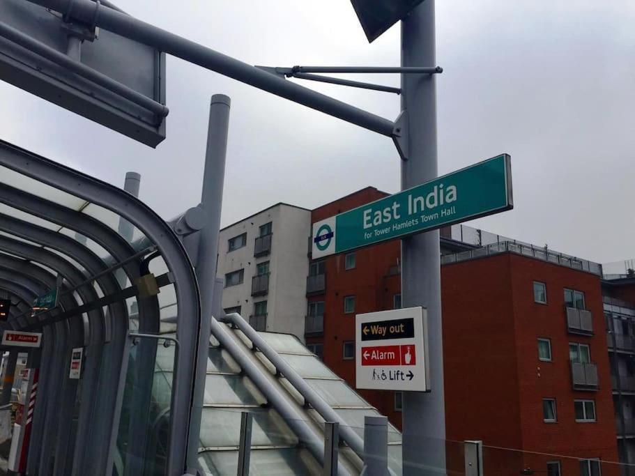 1 Bedroom Flat Near Excel, O2, Canary Wharf - Leilighet *